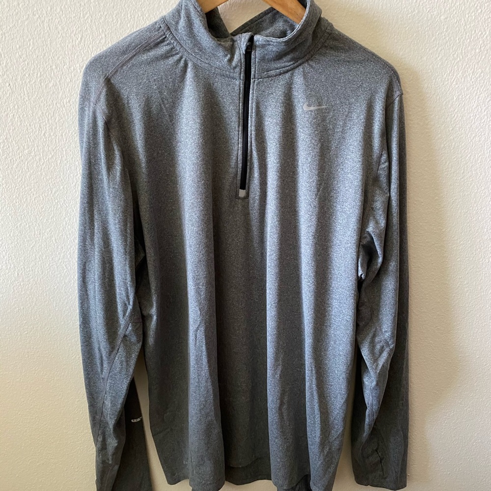Nike Men’s Quarter-Zip long sleeve Dri-Fit